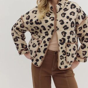 NEW ENTRO Large Leopard Print Quilted Puff Jacket